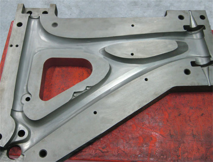 告別撬動刮擦與重復涂覆！Stoner G471碳纖維脫模劑讓零件&ldquo;自行脫落&rdquo;，效率提升超10倍